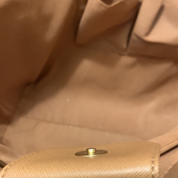 Kenneth Cole Reaction Camel colored tote bag - Picture 3 of 10